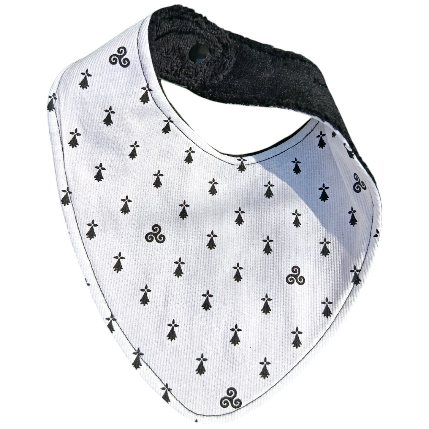 Bavoir bébé personnalisable bretagne triskell hermine noir blanc Les p'tites cousettes d'Ophélie