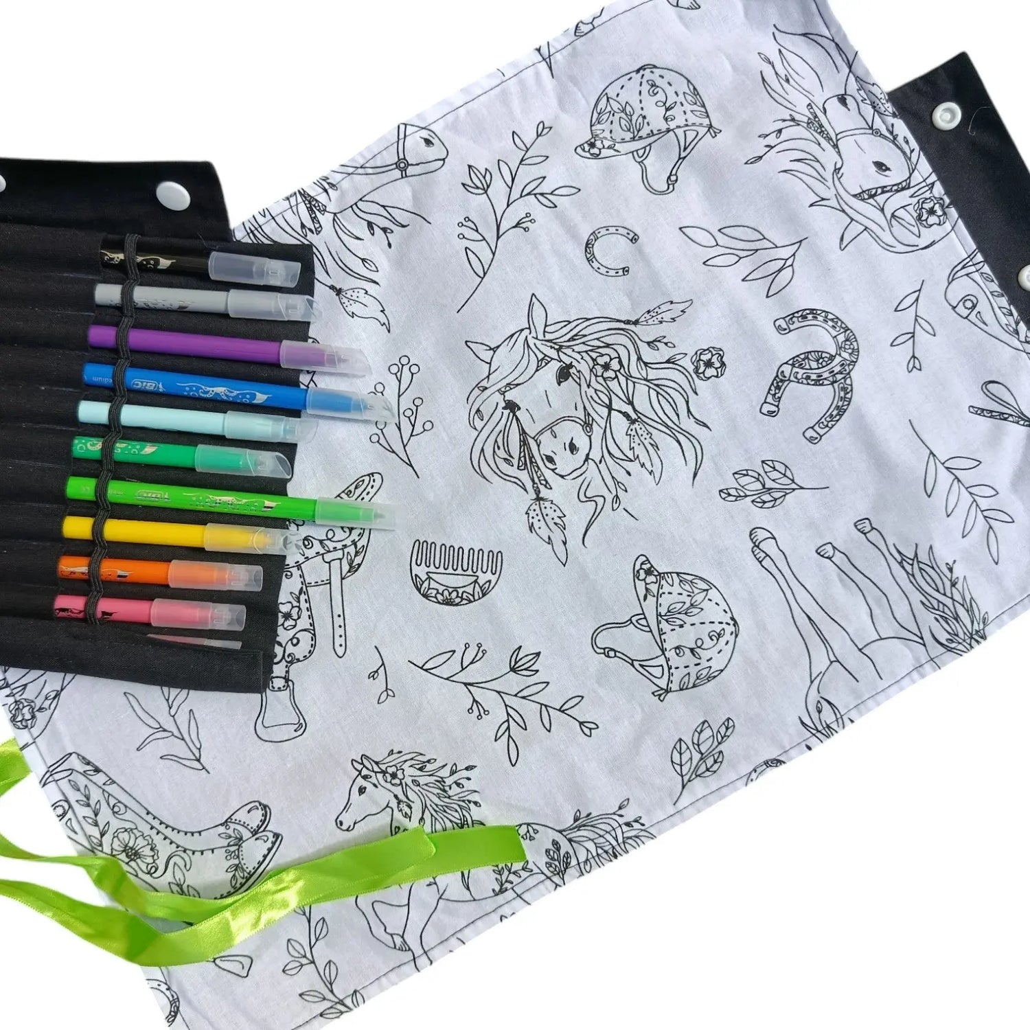 Set de table à colorier lavable et réutilisable. Crayons fourni