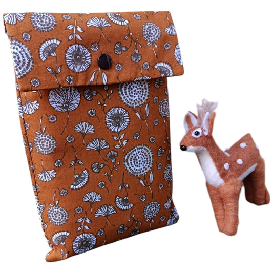 Pochette à livre en tissu fleur marron Les p'tites cousettes d'Ophélie