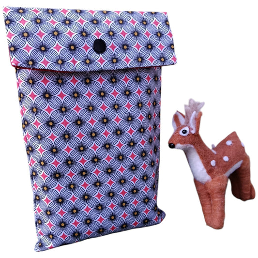 Pochette à livre en tissu noir et rouge Les p'tites cousettes d'Ophélie