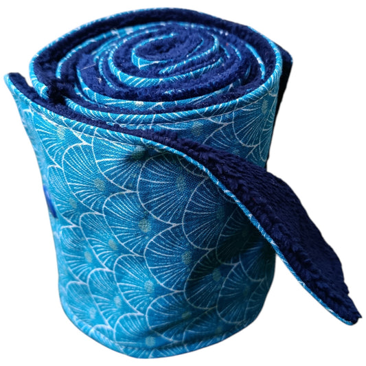 Papier toilette lavable et réutilisable géométrie bleue