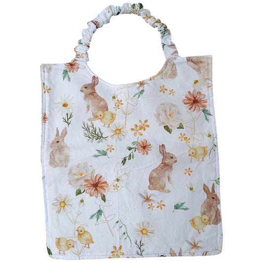 Bavoir maternelle personnalisable lapin poussin jaune Les p'tites cousettes d'Ophélie
