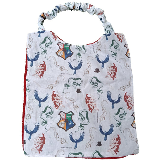 Bavoir maternelle personnalisable Harry Potter rouge et bleu Les p'tites cousettes d'Ophélie