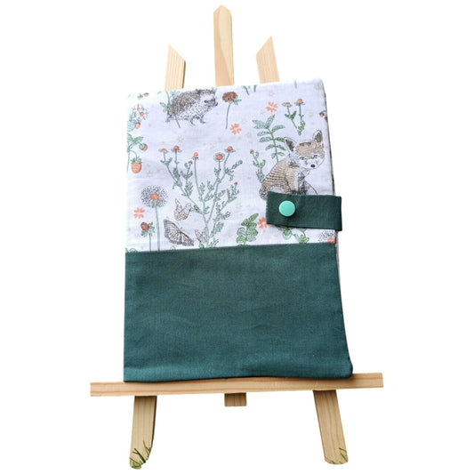 Protège carnet de santé personnalisable renard vert Les p'tites cousettes d'Ophélie
