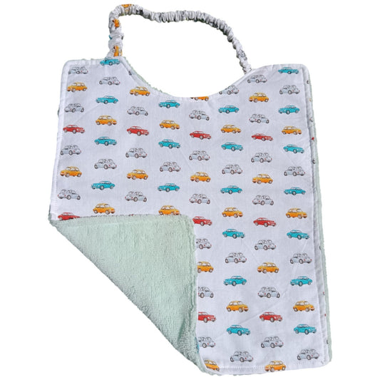 Bavoir maternelle personnalisable petites voiture Les p'tites cousettes d'Ophélie