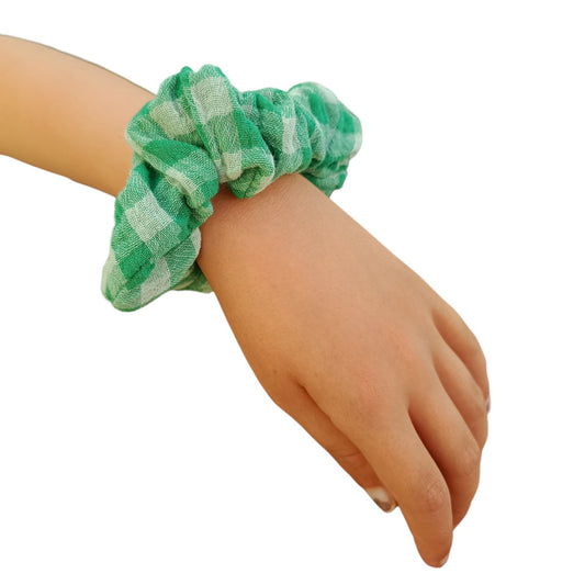 Chouchou gaze de coton vert vichy