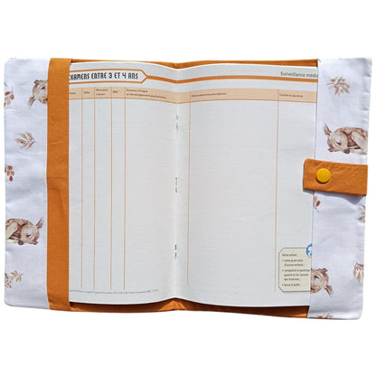 Protège carnet de santé personnalisable biche Camel marron Les p'tites cousettes d'Ophélie