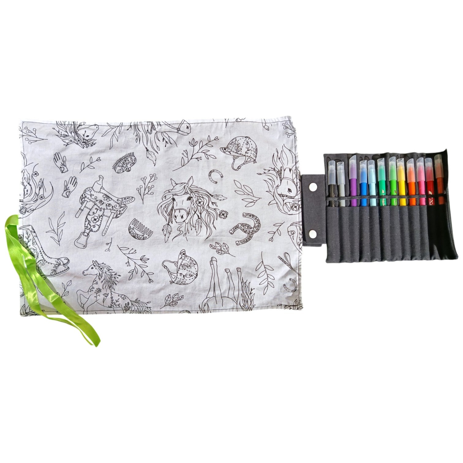 Set à colorier chevaux
Fournis avec ses crayons
Lavable et réutilisable